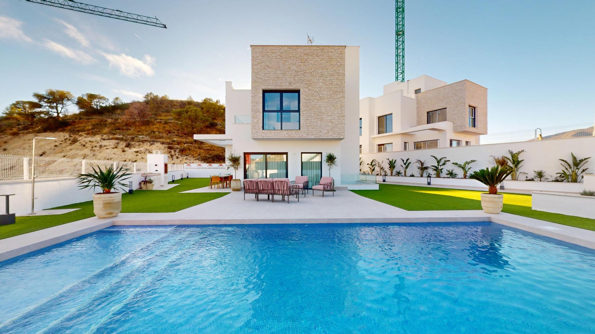 Villas Exclusivas con Vistas al Mar en Finestrat