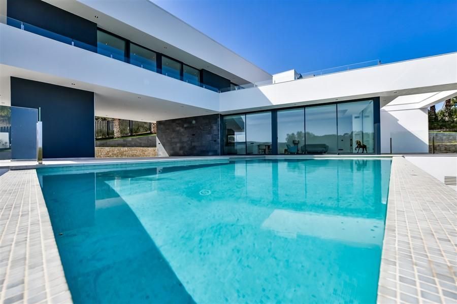 Villa 3 habitaciones 374m² en venta - Montañar I