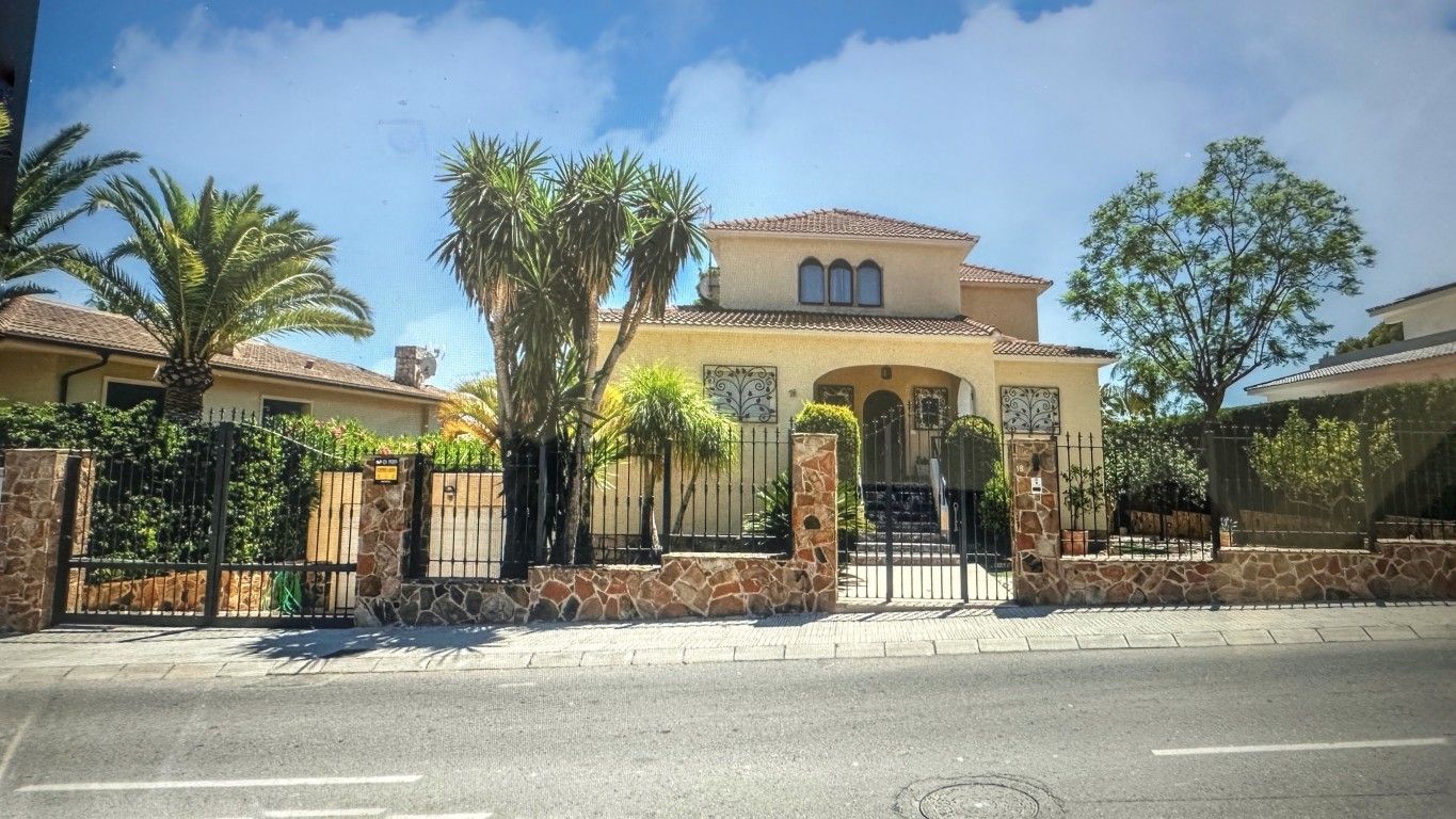 Villa 5 habitaciones 400m² en venta - Coblanca
