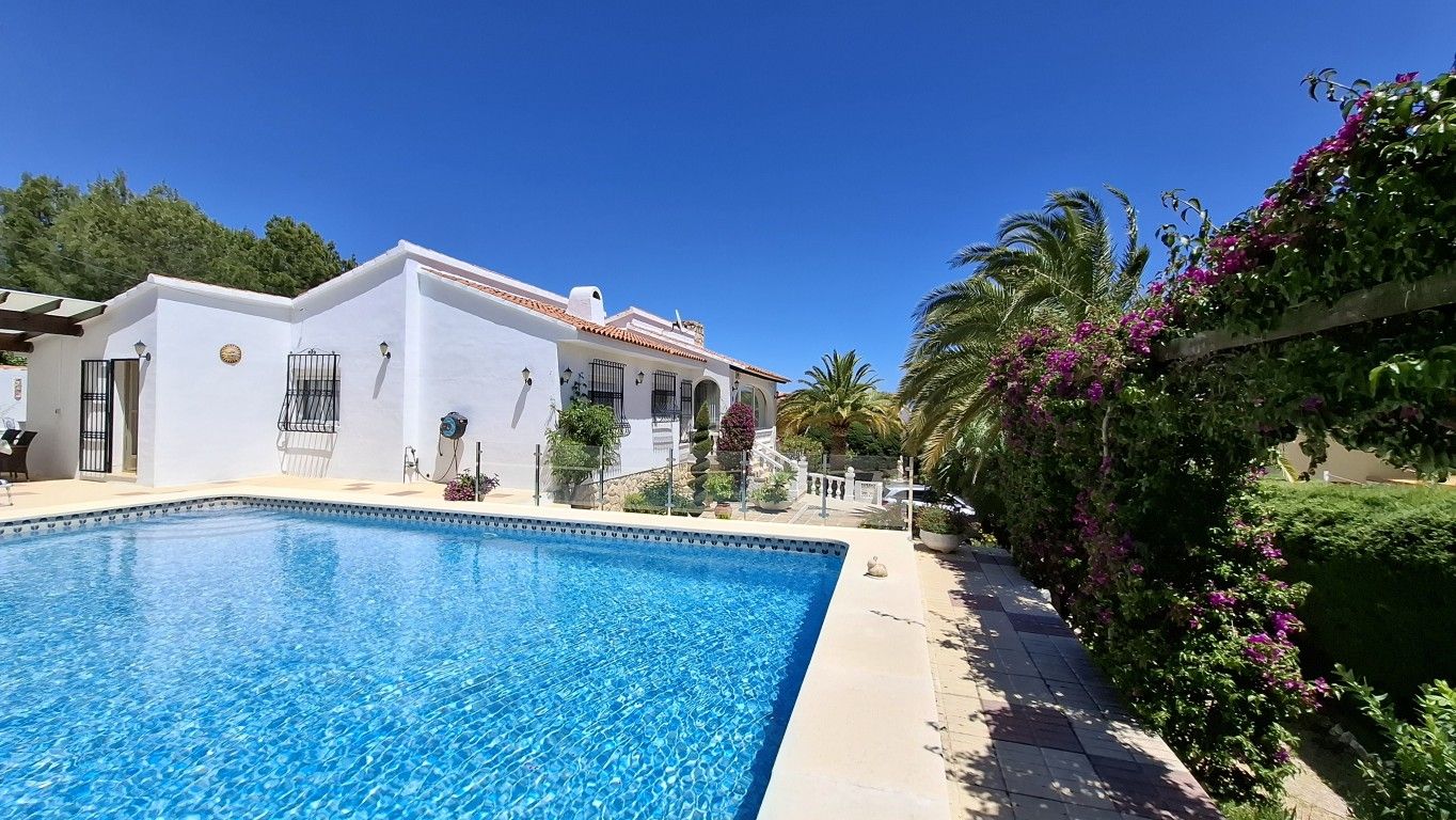 Villa 4 habitaciones 182m² en venta - San Rafael - Nucia Par