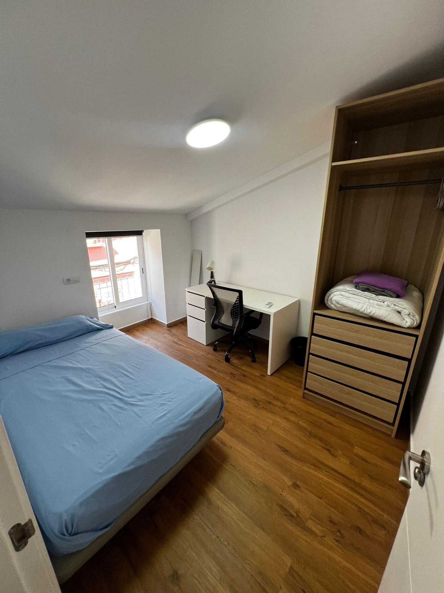 Acogedora Casa en La Ñora, POR habitaciones