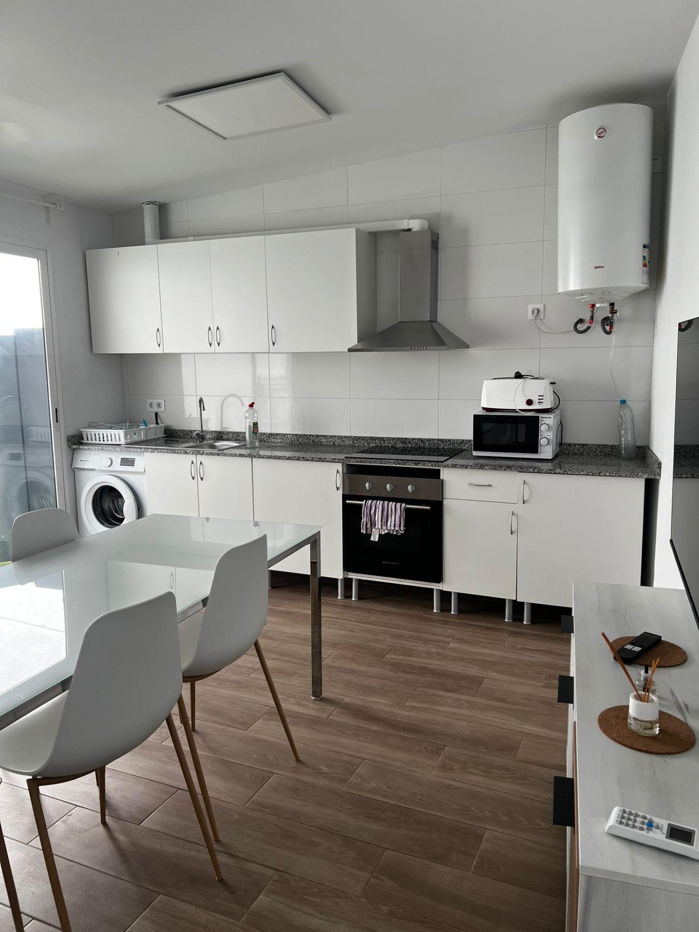 Acogedora Casa en La Ñora, POR habitaciones - foto 4