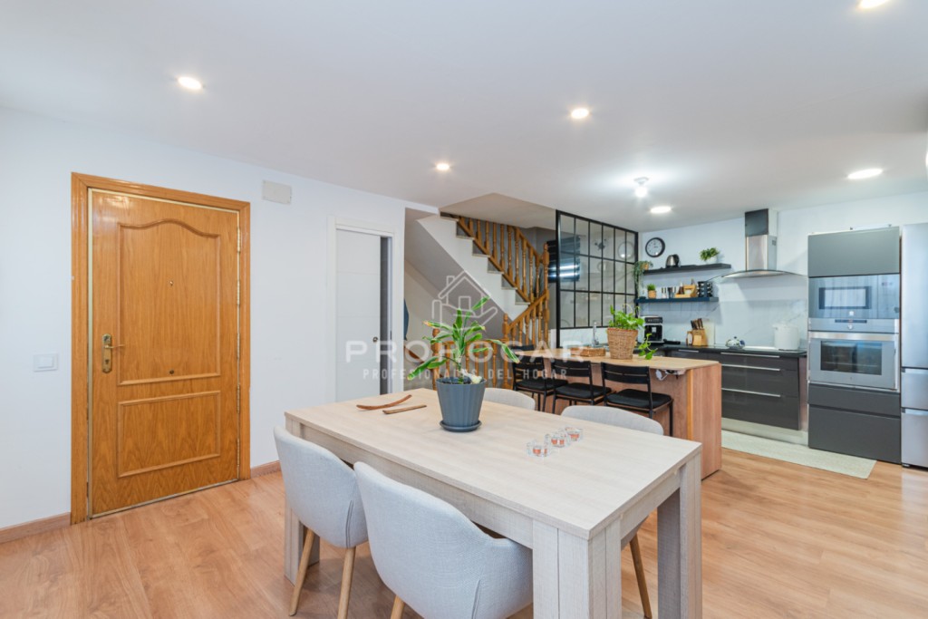 Venta de casa en Colmenar viejo, de 174m2 con 3 dormitorios y 2 baños con plaza de garaje