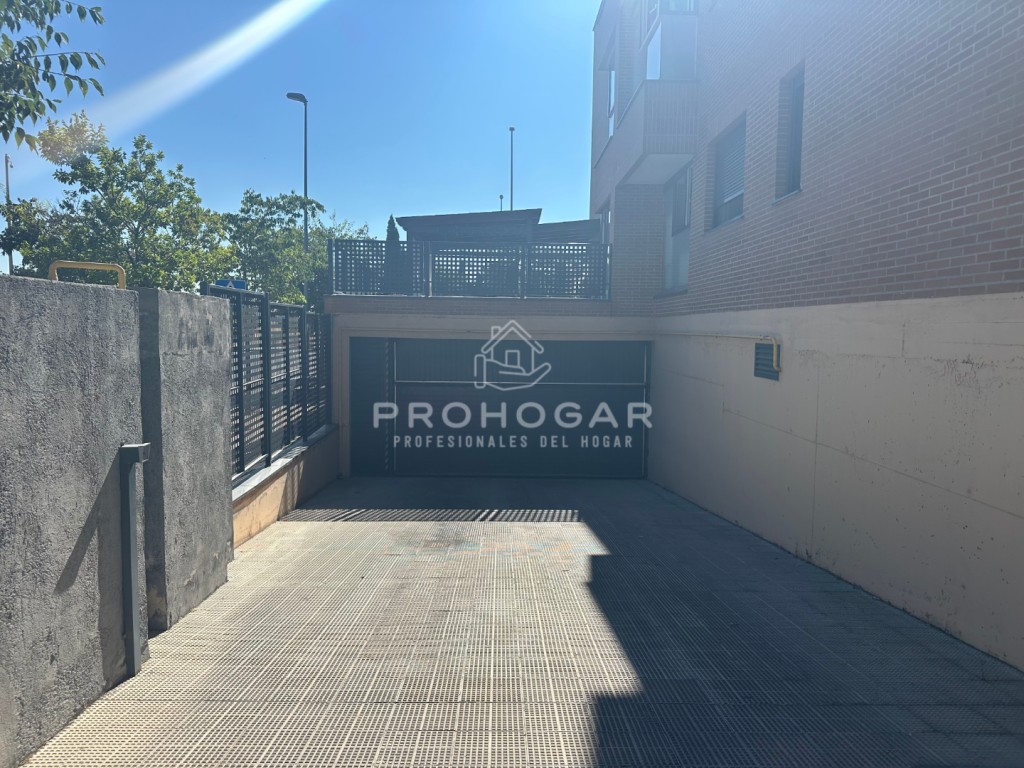 Venta de garaje en Colmenar viejo, con plaza de garaje