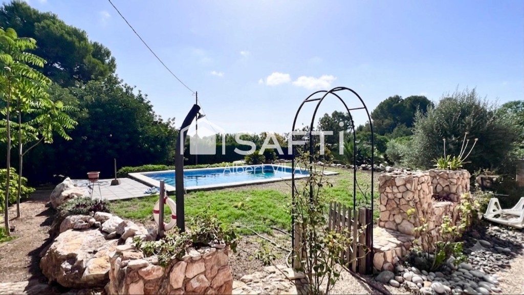 Finca rústica con chalet y piscina en Valls - foto 3