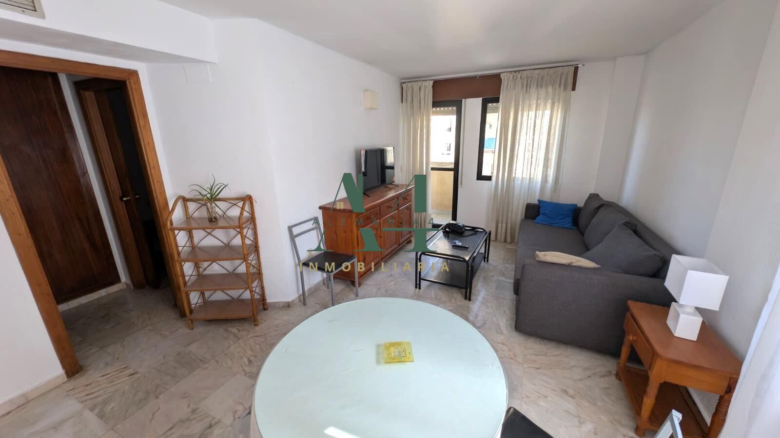 Acogedor Apartamento en Alquiler en Hernán Cortés, Cáceres p - foto 4
