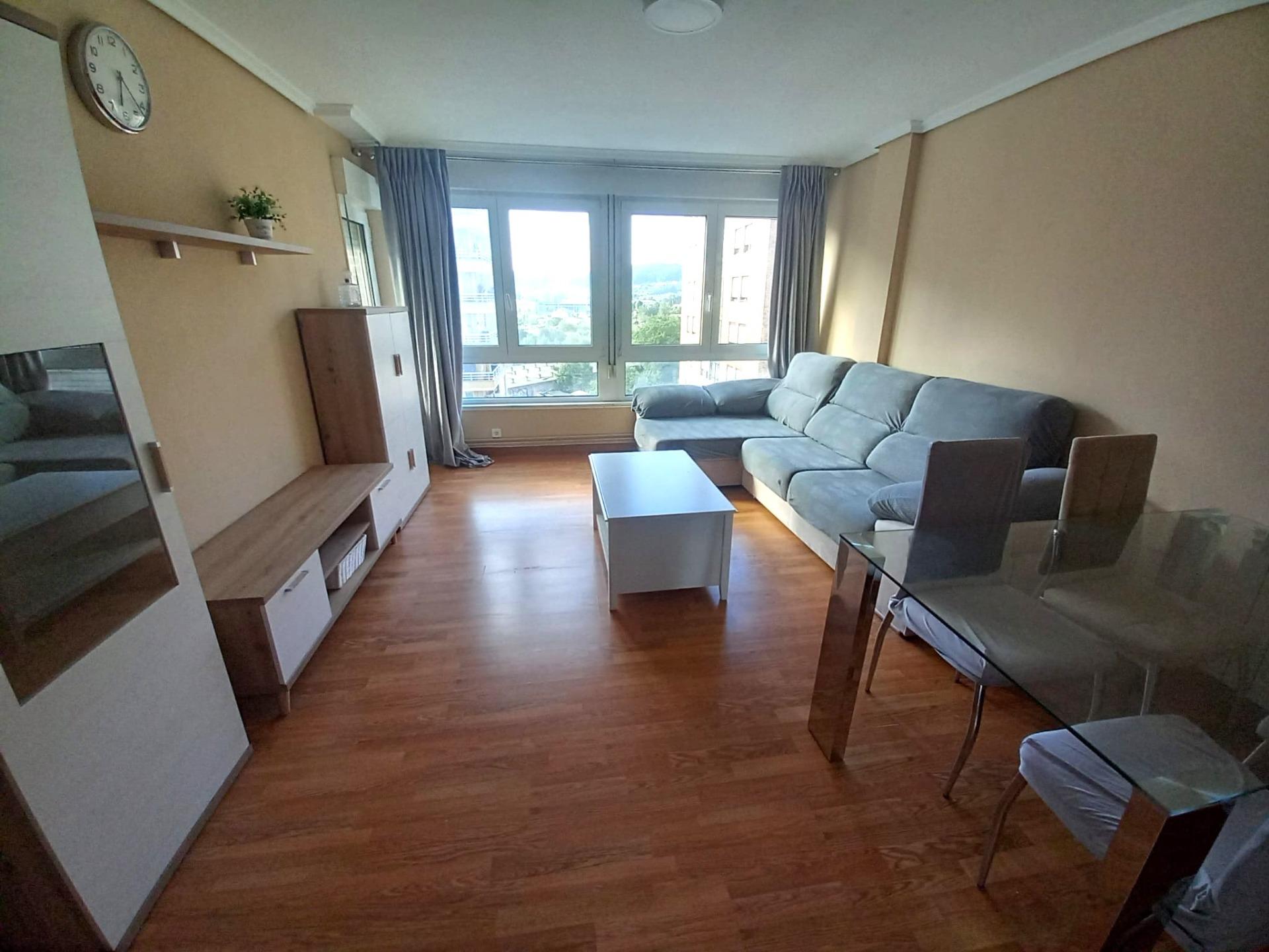 Piso alquiler Torrelavega - foto 4