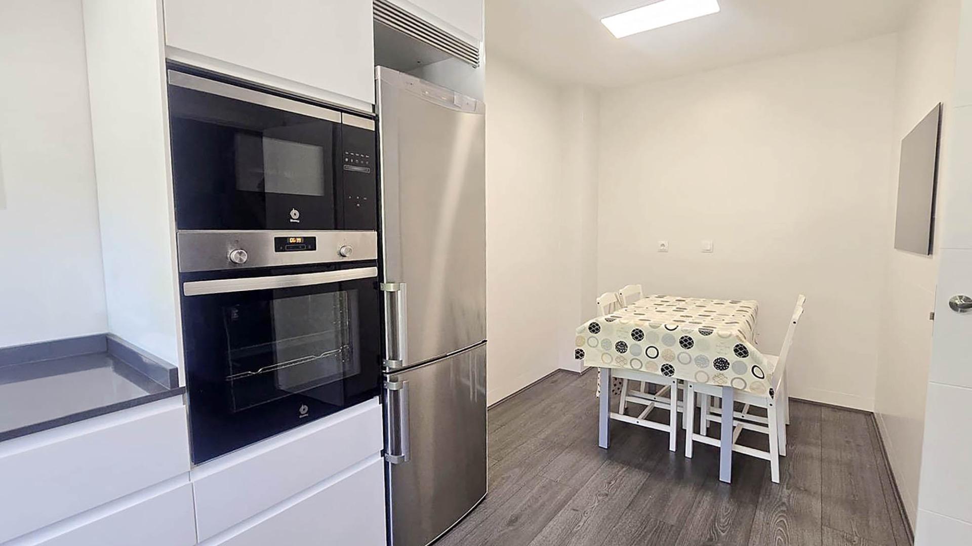 habitaciones EN ALQUILER PARA ESTUDIANTES DE LA UAX EN URB P - foto 5