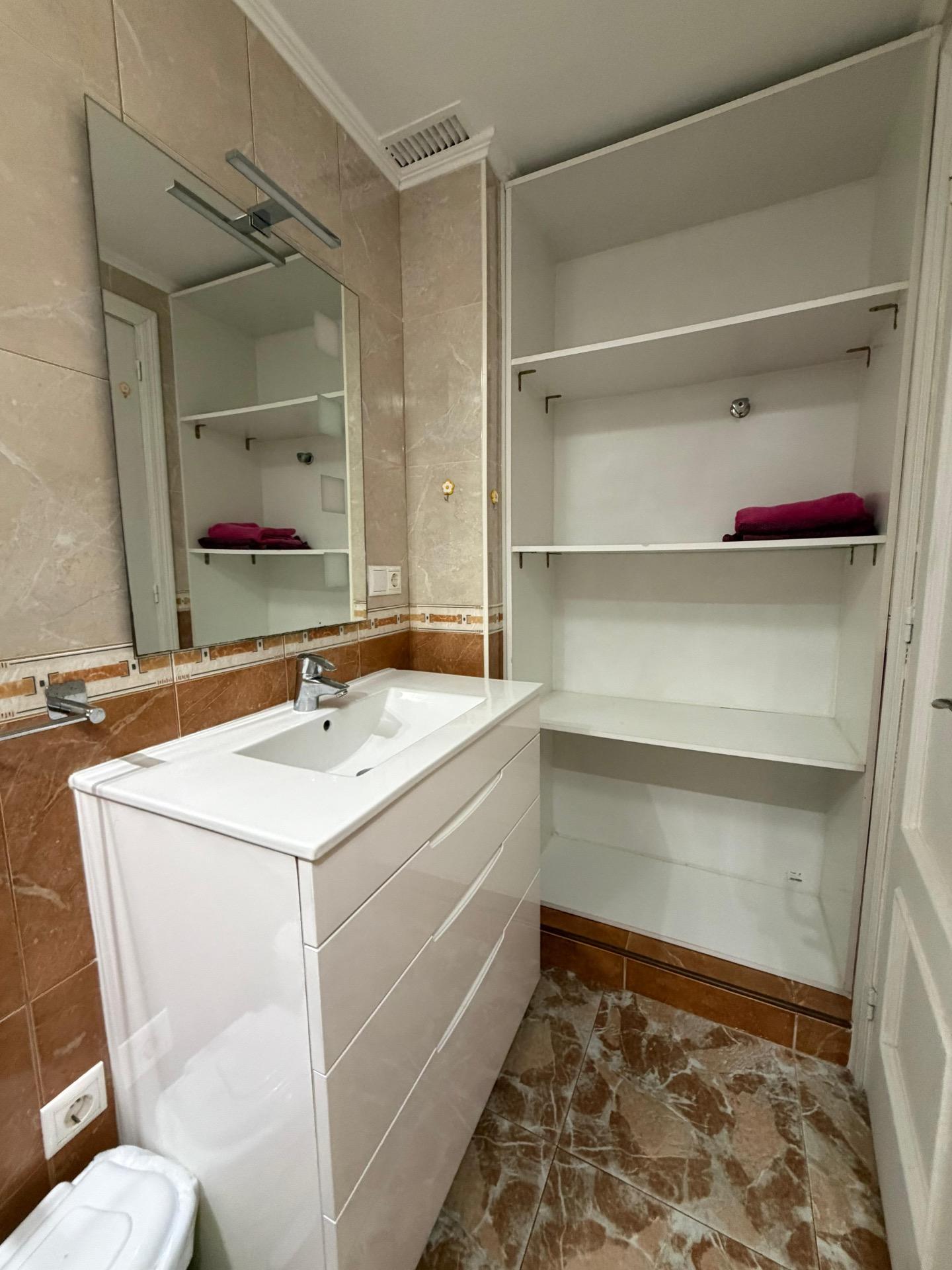 Vivienda totalmente reformada en Residencial Chimos Playa –  - foto 4