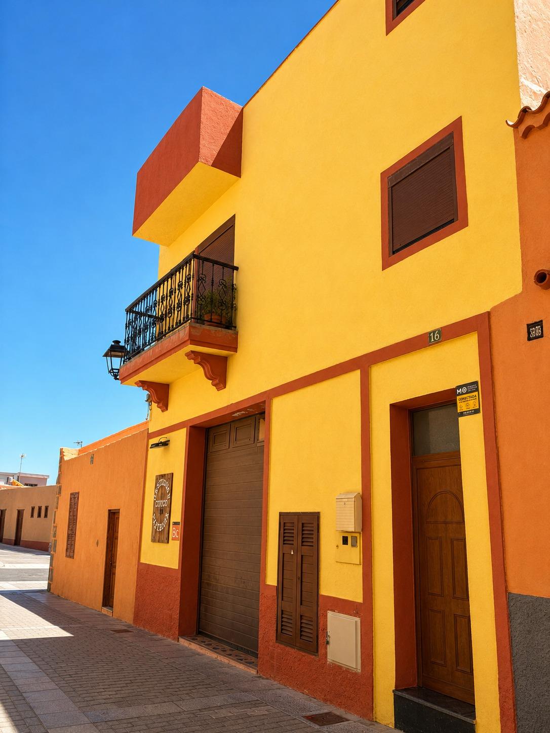 Vivienda singular de 148 m2 útiles, amplios espacios y gran  - foto 2