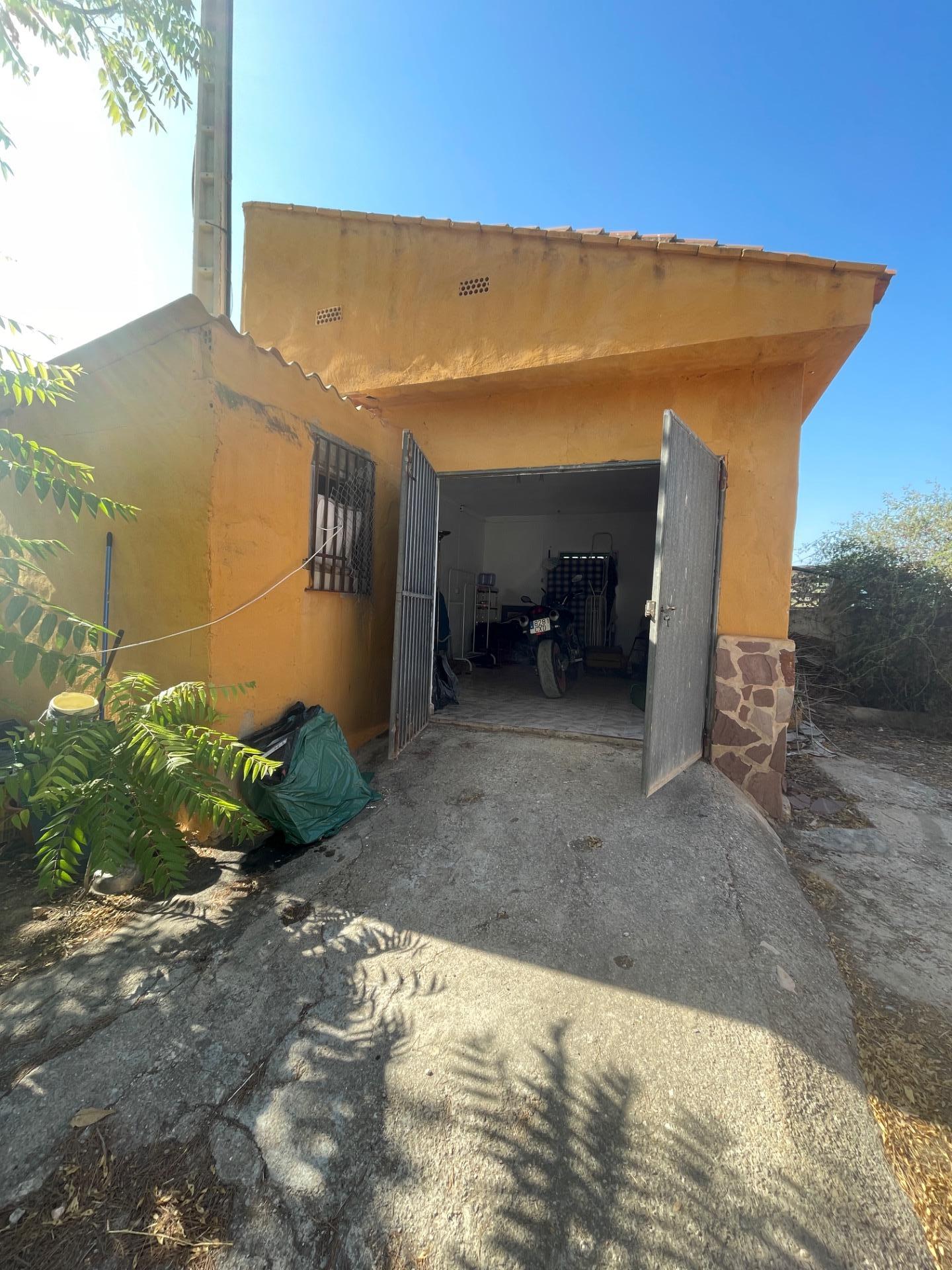 CHALET CON PISCINA Y GRAN PARCELA DE 1.400 M2 JUNTO A CAMP D - foto 5
