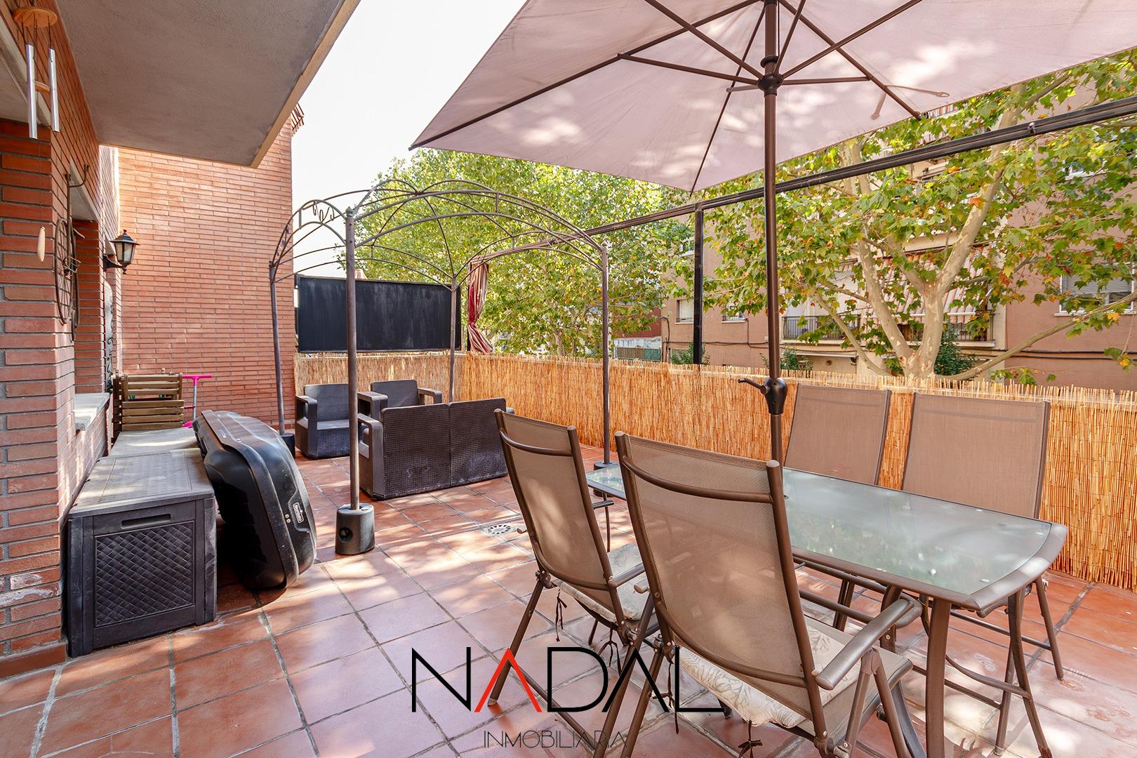 Piso con terraza de 40m2 y parking