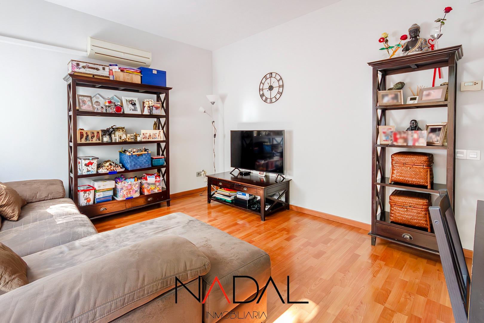 Piso con terraza de 40m2 y parking - foto 5
