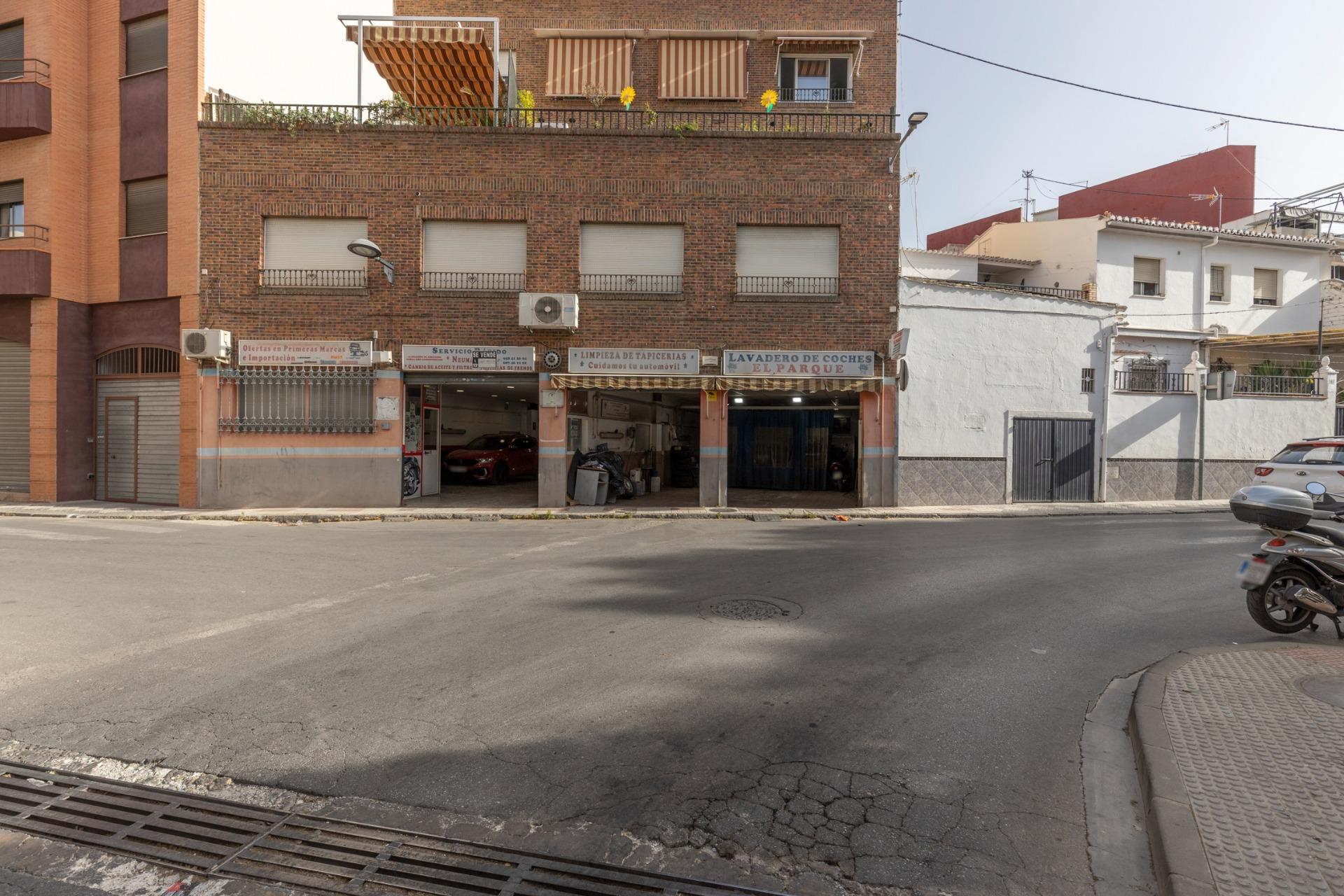 Local comercial 123m² en venta - Zona metropolitana - foto 2