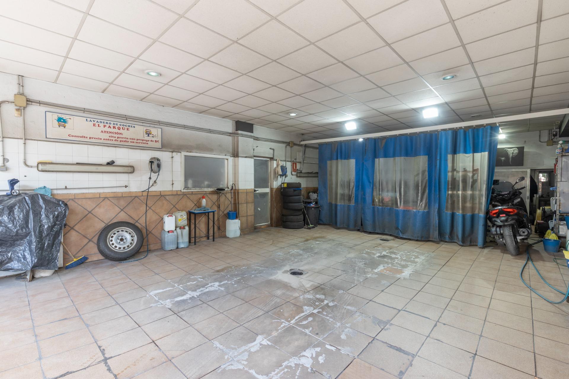 Local comercial 95m² en venta - Zona metropolitana