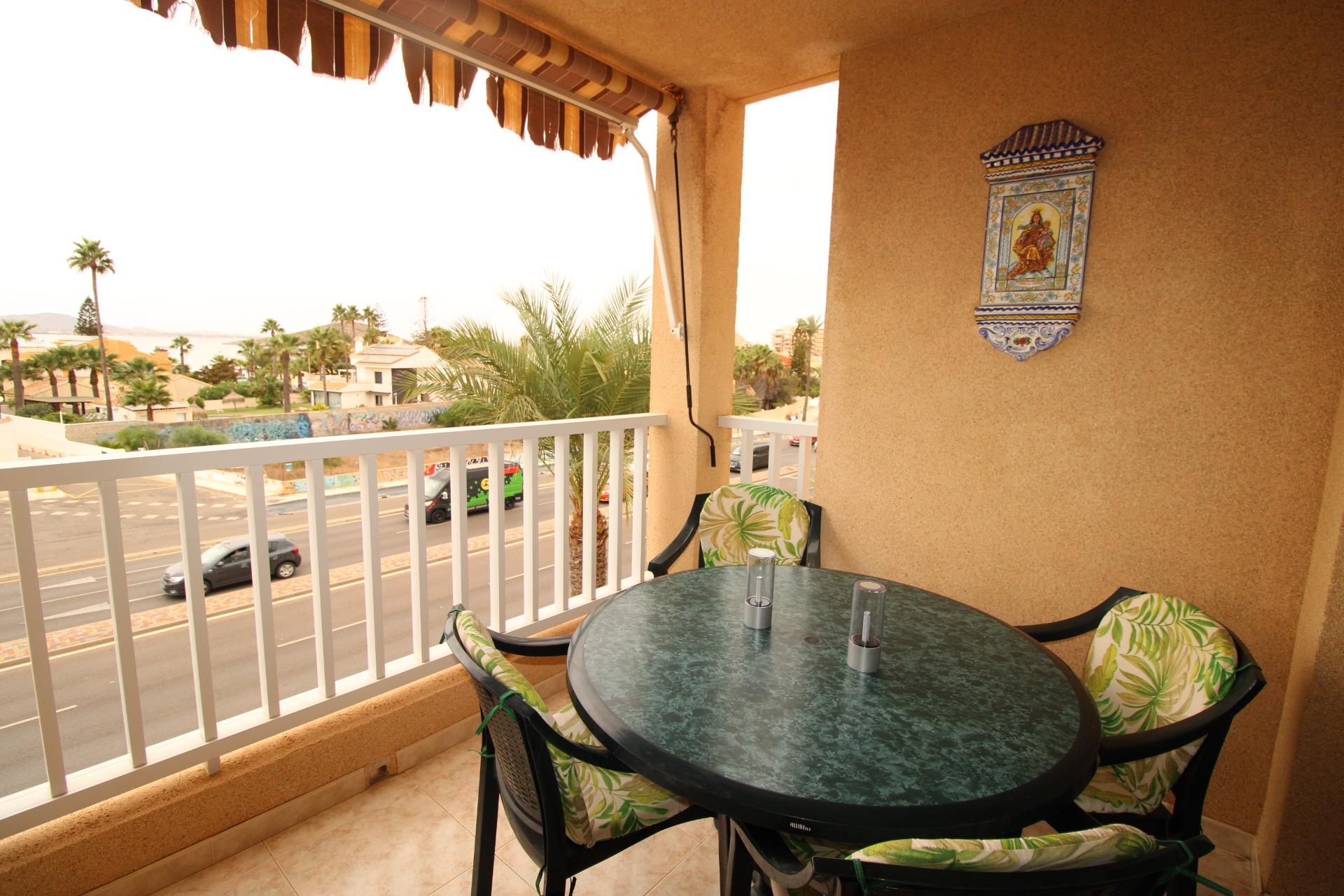Piso con gran terraza para disfrutar todo el año en la zona 