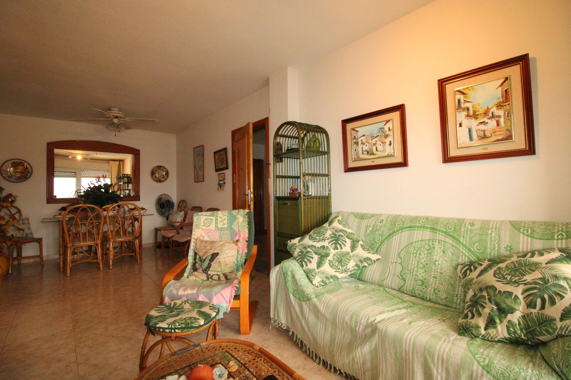 Piso con gran terraza para disfrutar todo el año en la zona  - foto 5