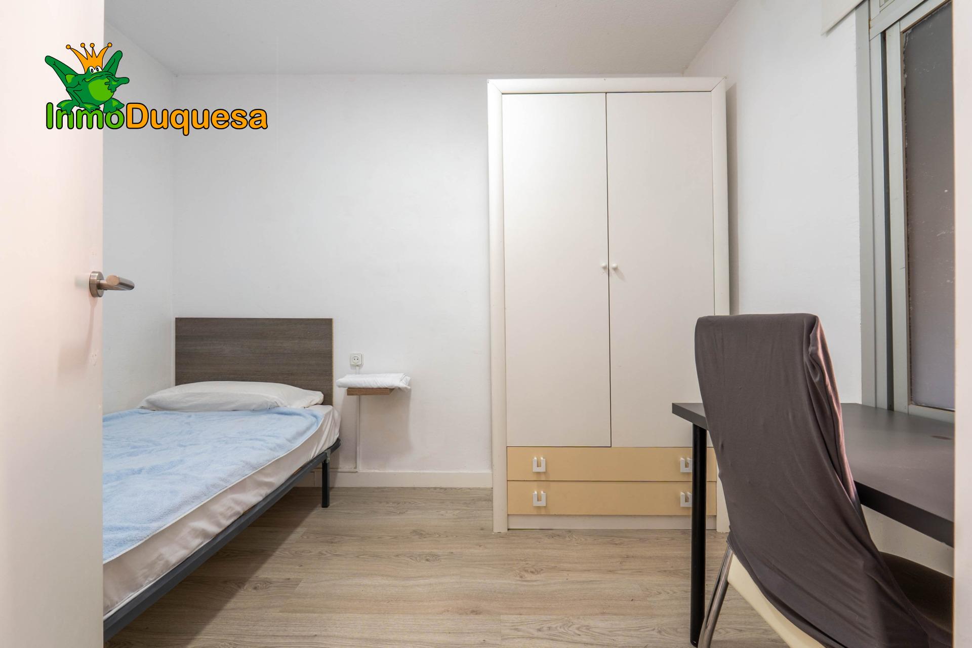 Piso de 5 dormitorios ideal para INVERSORES en el barrio de  - foto 5