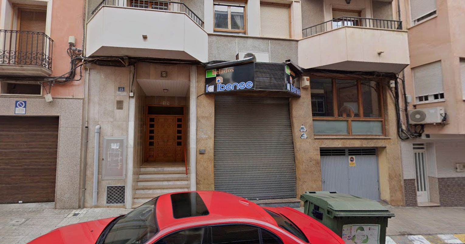 OPORTUNIDAD VENTA PISO EN YECLA ( ALQUILADO )