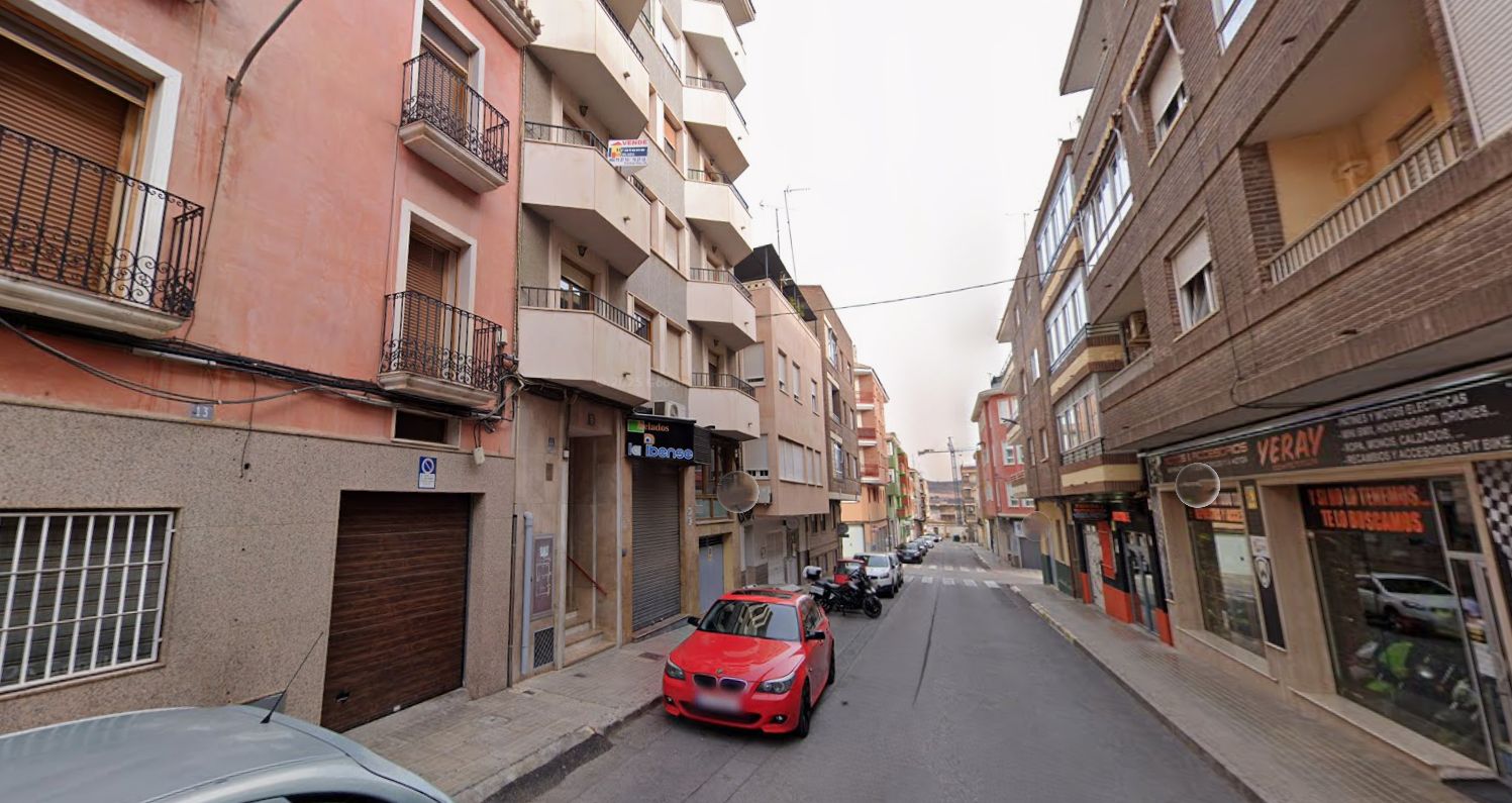 OPORTUNIDAD VENTA PISO EN YECLA ( ALQUILADO ) - foto 3