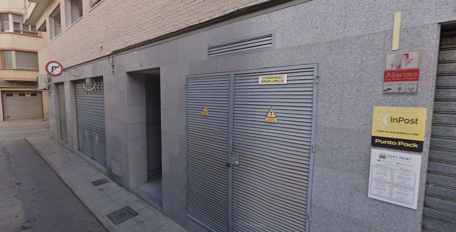 OPORTUNIDAD VENTA PISO EN JUMILLA  ( ALQUILADO )