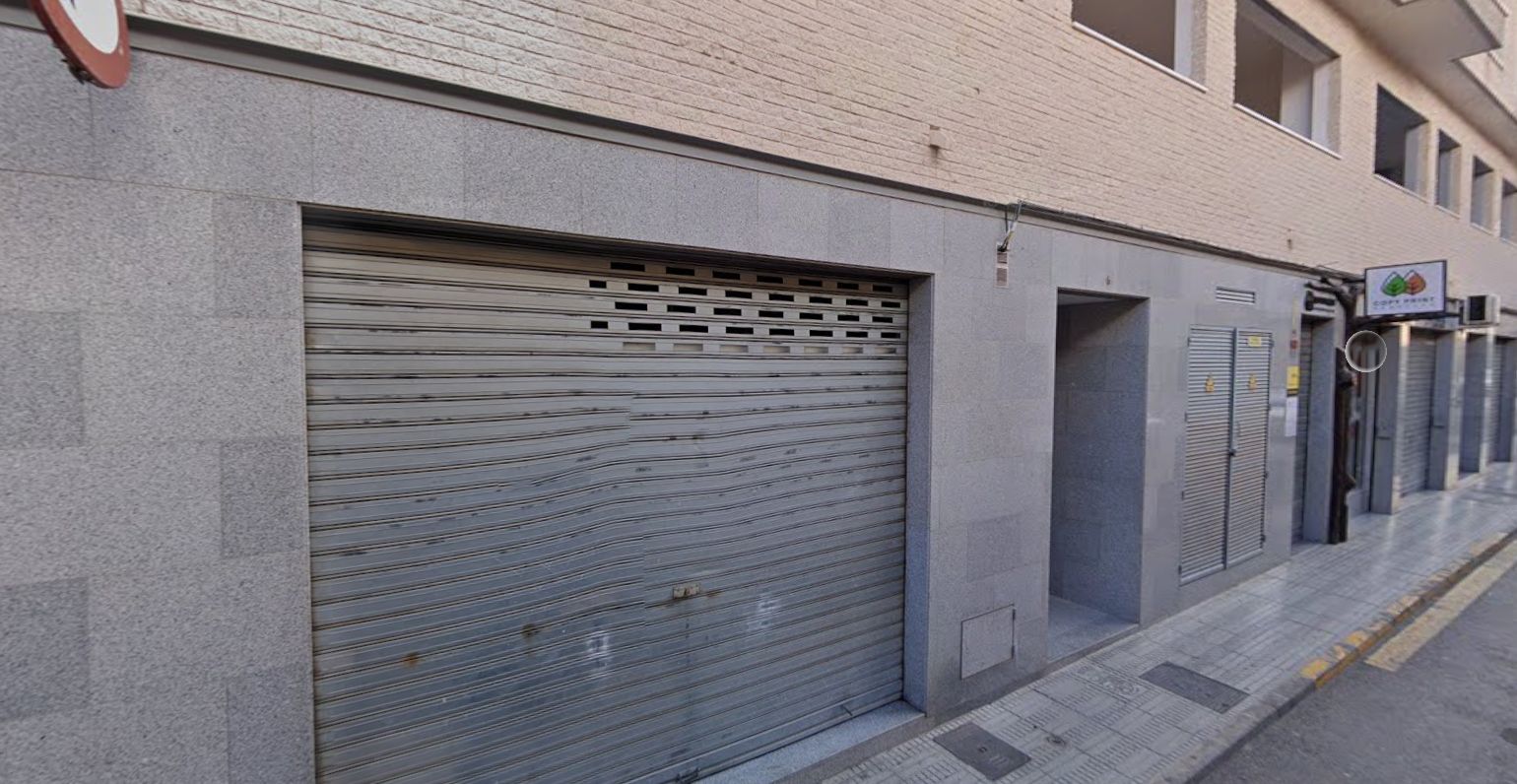 OPORTUNIDAD VENTA PISO EN JUMILLA ( ALQUILADO ) - foto 2