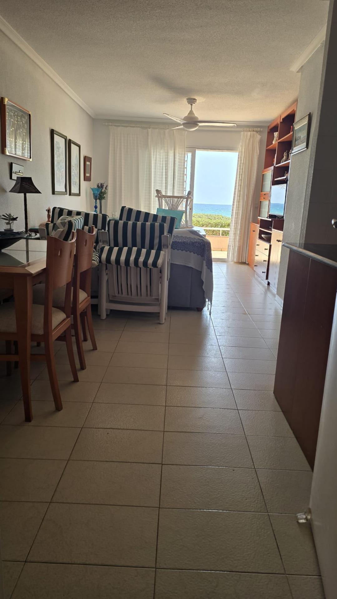 TU CASA A PIE DE PLAYA EN LA MANGA DEL MAR MENOR - foto 2
