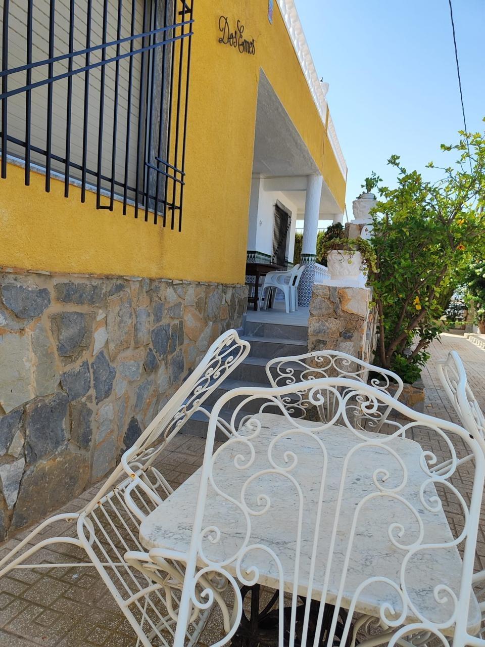 AMPLIA VIVIENDA CON PARCELA DE 400 M2 - foto 4