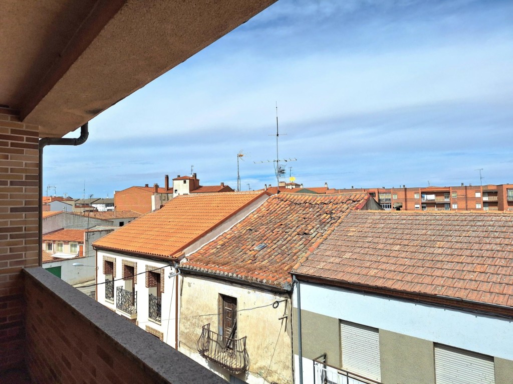 Dúplex de primera ocupación en Peñaranda - foto 3