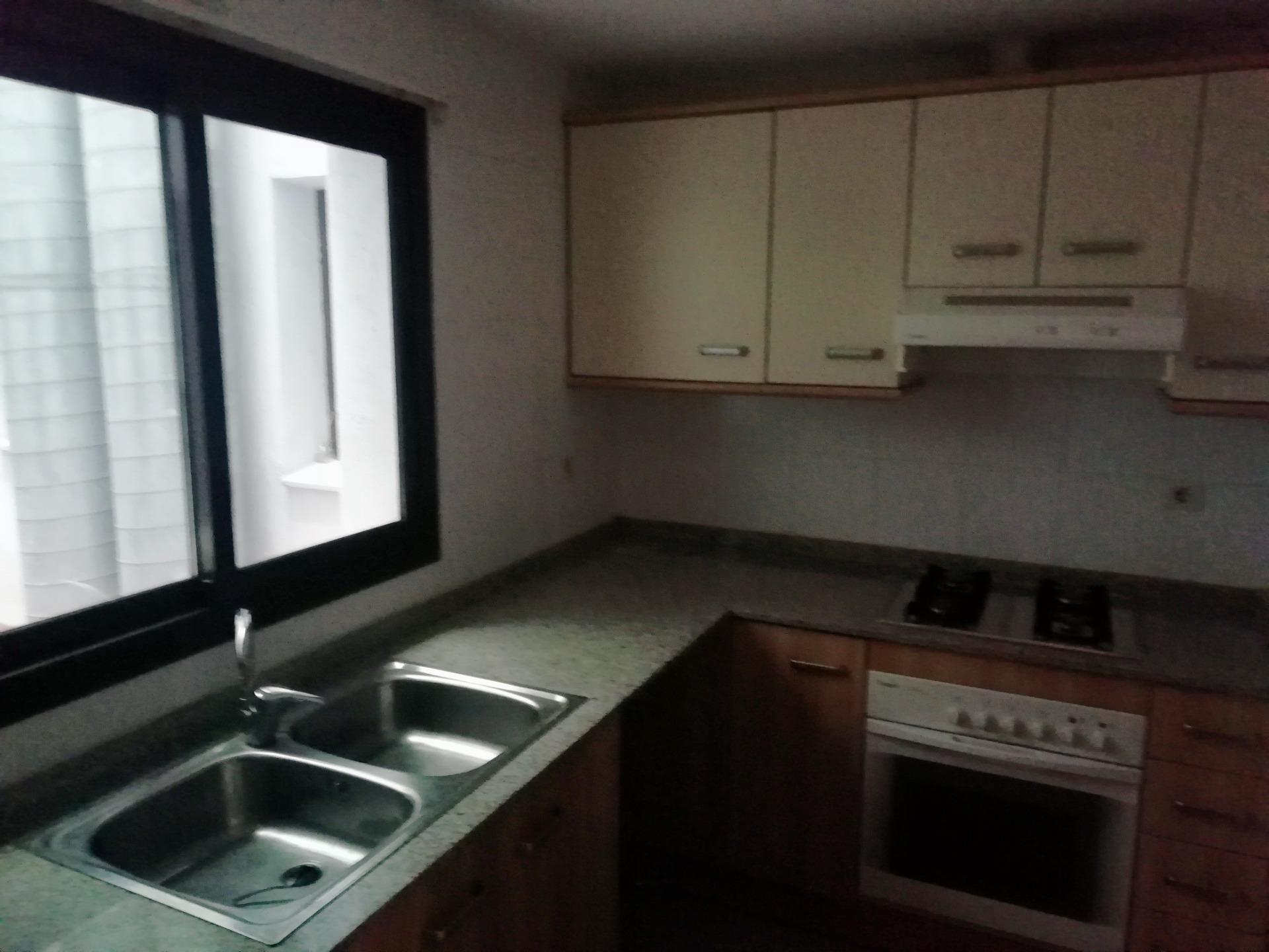 PISO DE 3 habitaciones CON PARKING EN PLENO CENTRO DE TARRAG - foto 5