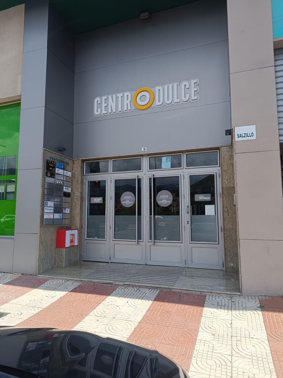 Oficina 75m² en venta - El Parador