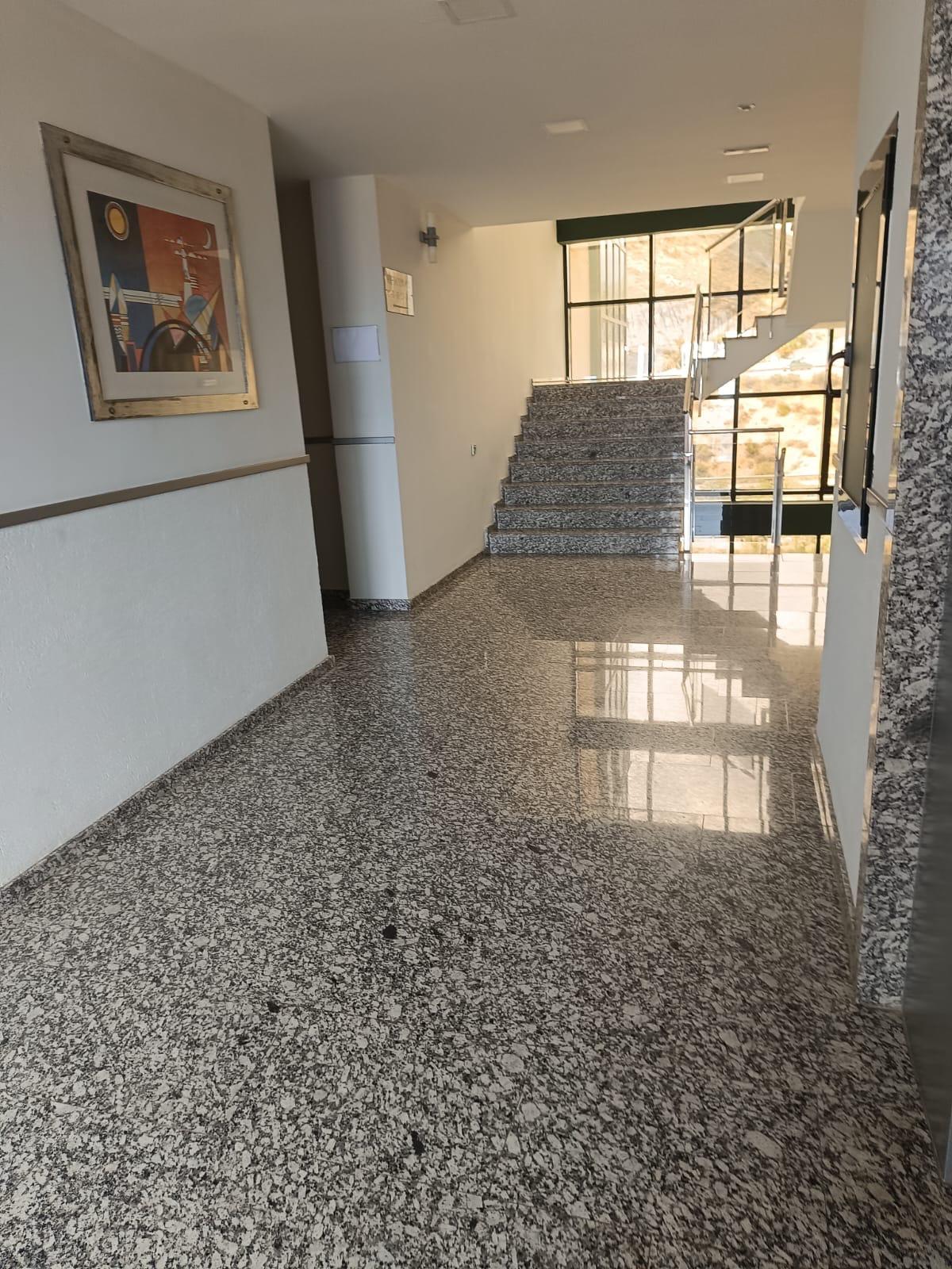 Oficina 75m² en venta - El Parador - foto 3