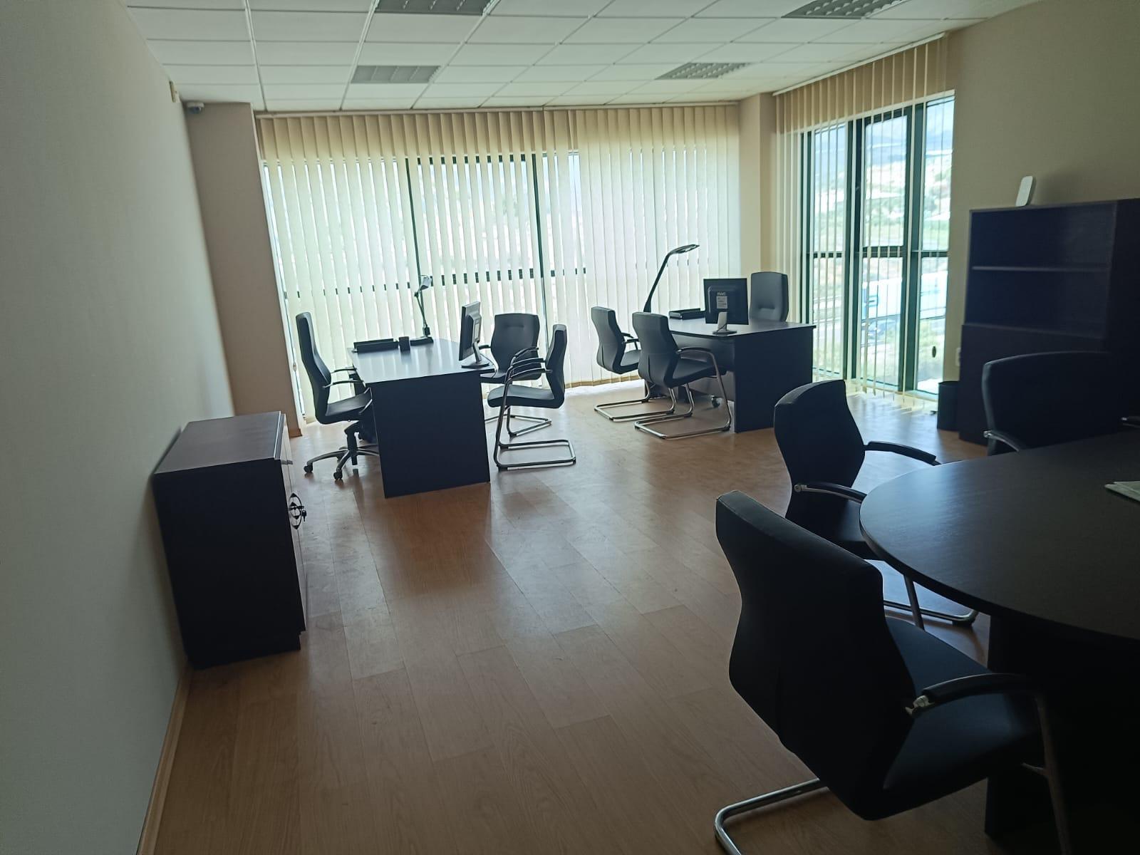 Oficina 75m² en venta - El Parador - foto 4