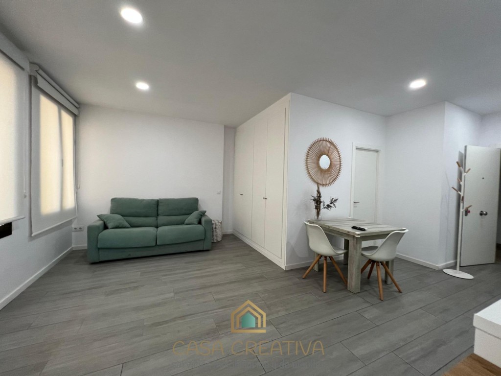 ESTUDIO LOFT EN ALQUILER JUNTO AL MERCADO CENTRAL – VALENCIA