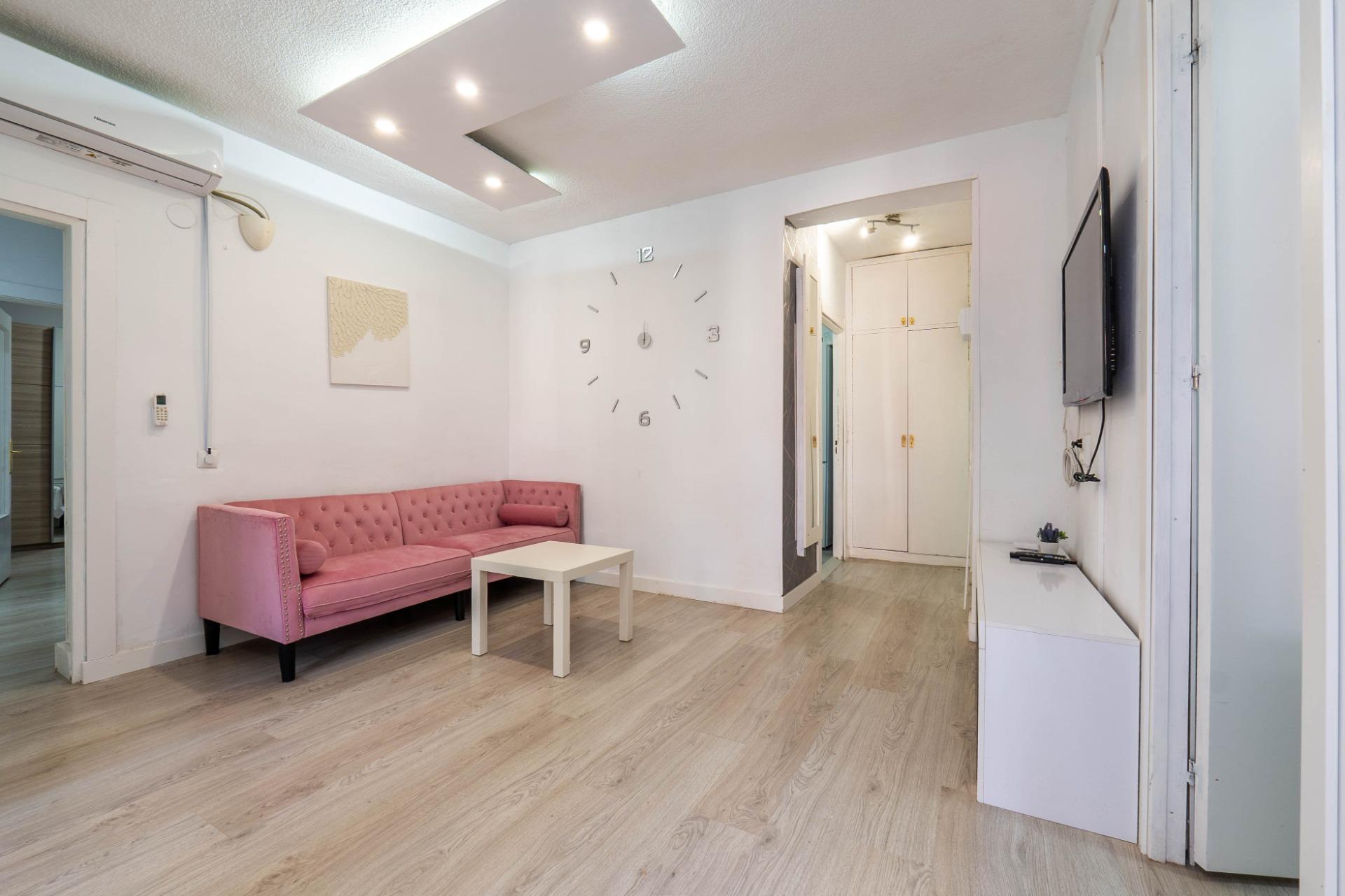 Piso de 5 dormitorios ideal para INVERSORES junto a edificio