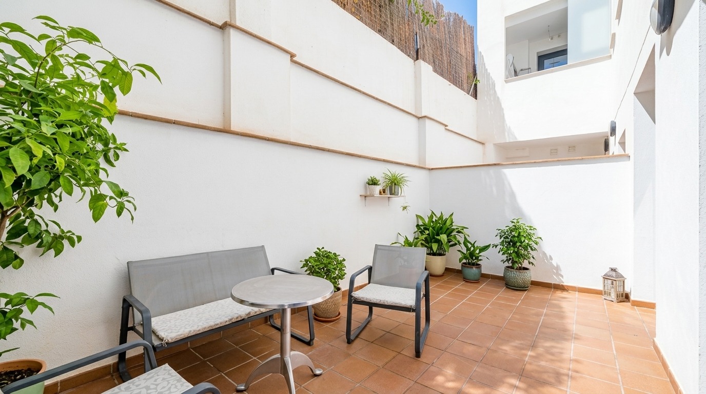 Precioso duplex moderno con patio - foto 4