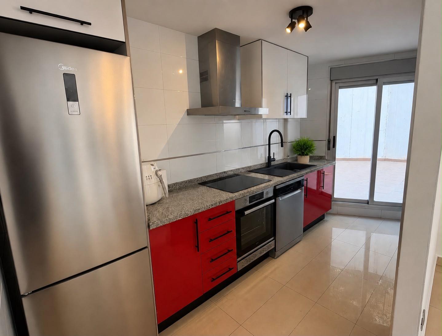 Piso en venta en Cala Finestrat - foto 2