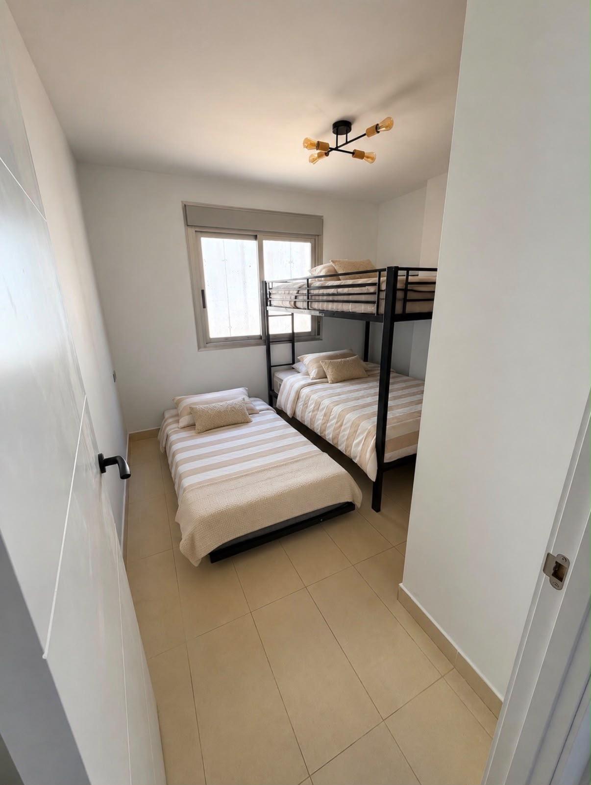 Piso en venta en Cala Finestrat - foto 5
