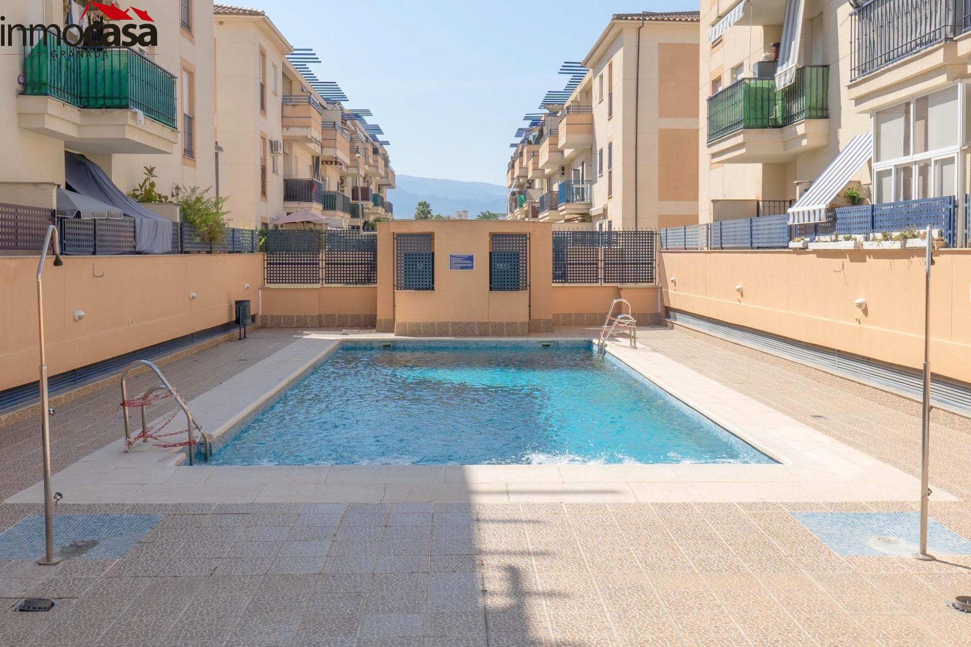 650 € ático en residencial san francisco, amueblado con gara - foto 3