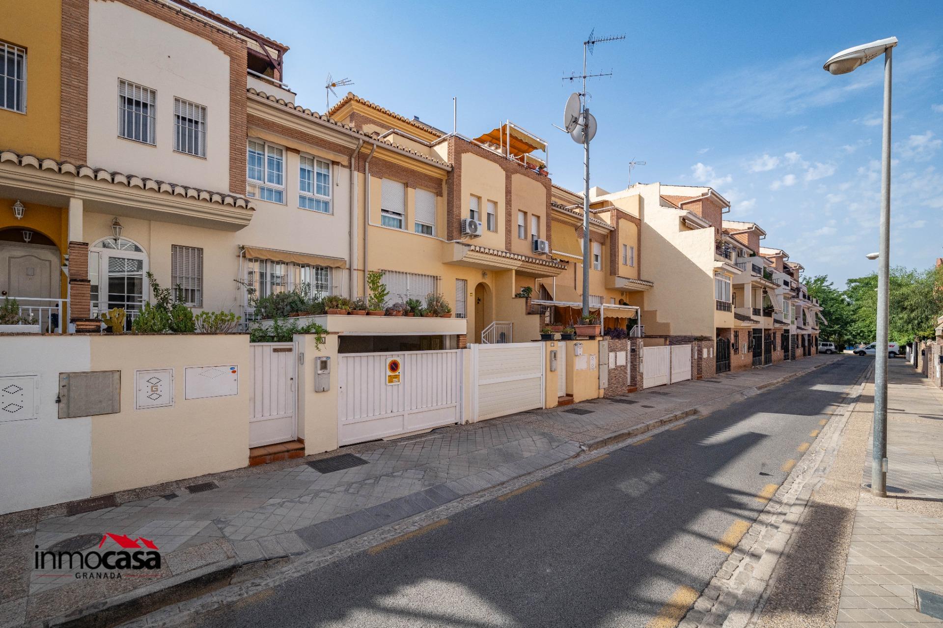 Cuatro plantas y Granada a tus pies: una vivienda para disfr - foto 2