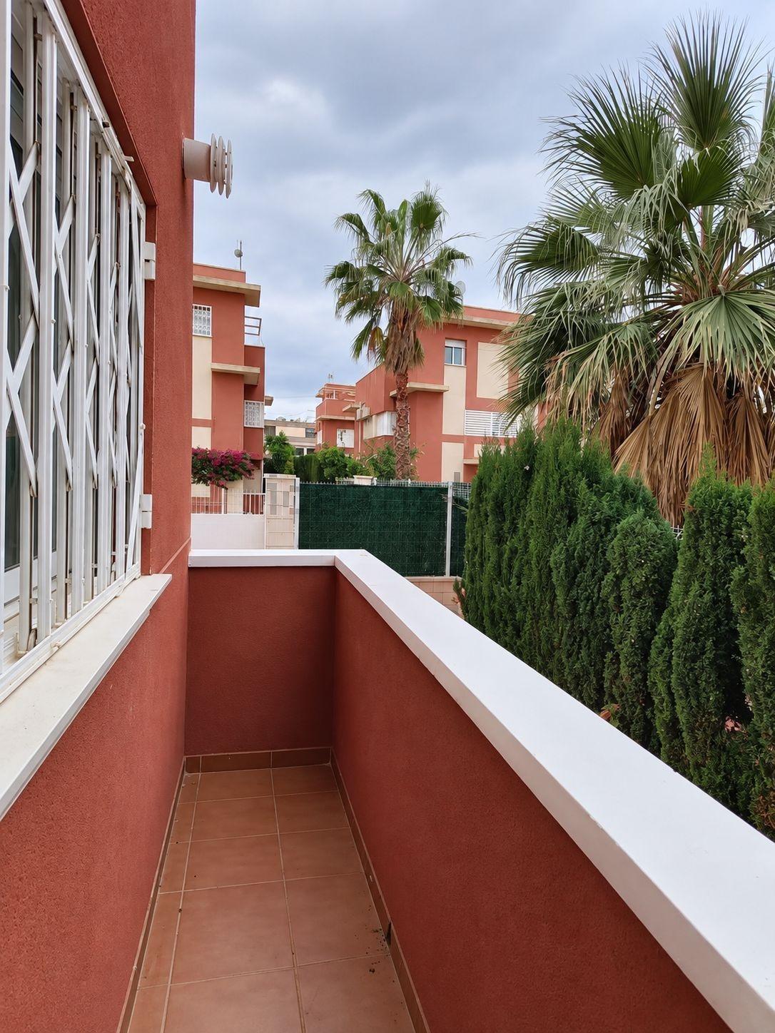 VILLA INDEPENDIENTE CON PISCINA PRIVADA EN LOMAS DE CABO ROI - foto 3