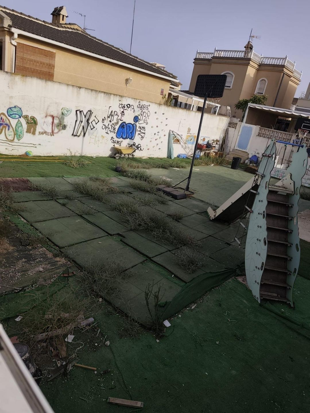 Solar en venta - Parque las naciones