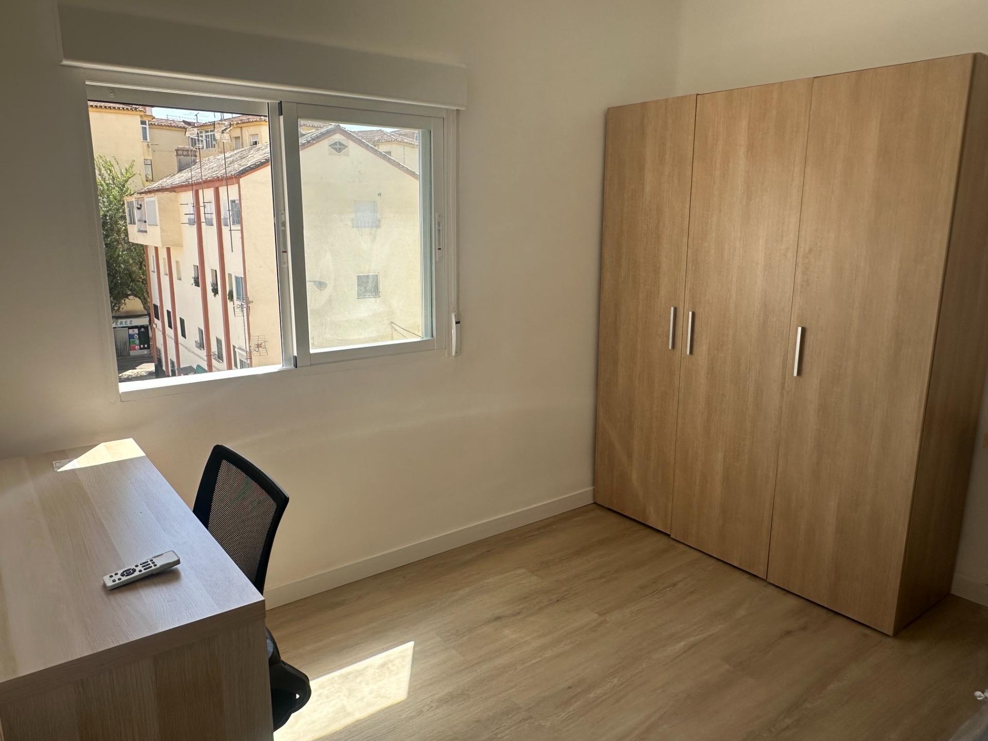 ALQUILER DE habitaciones PARA ESTUDIANTES EN UN PISO TOTALME - foto 5