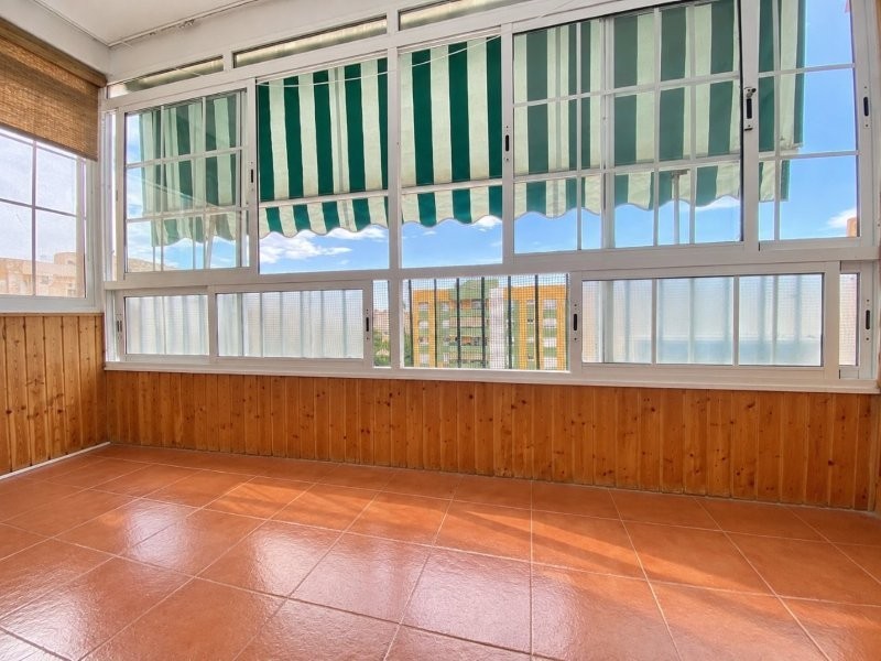 MAGNÍFICO DÚPLEX DE TRES DORMITORIOS EN VENTA EN CARLOS HAYA - foto 2