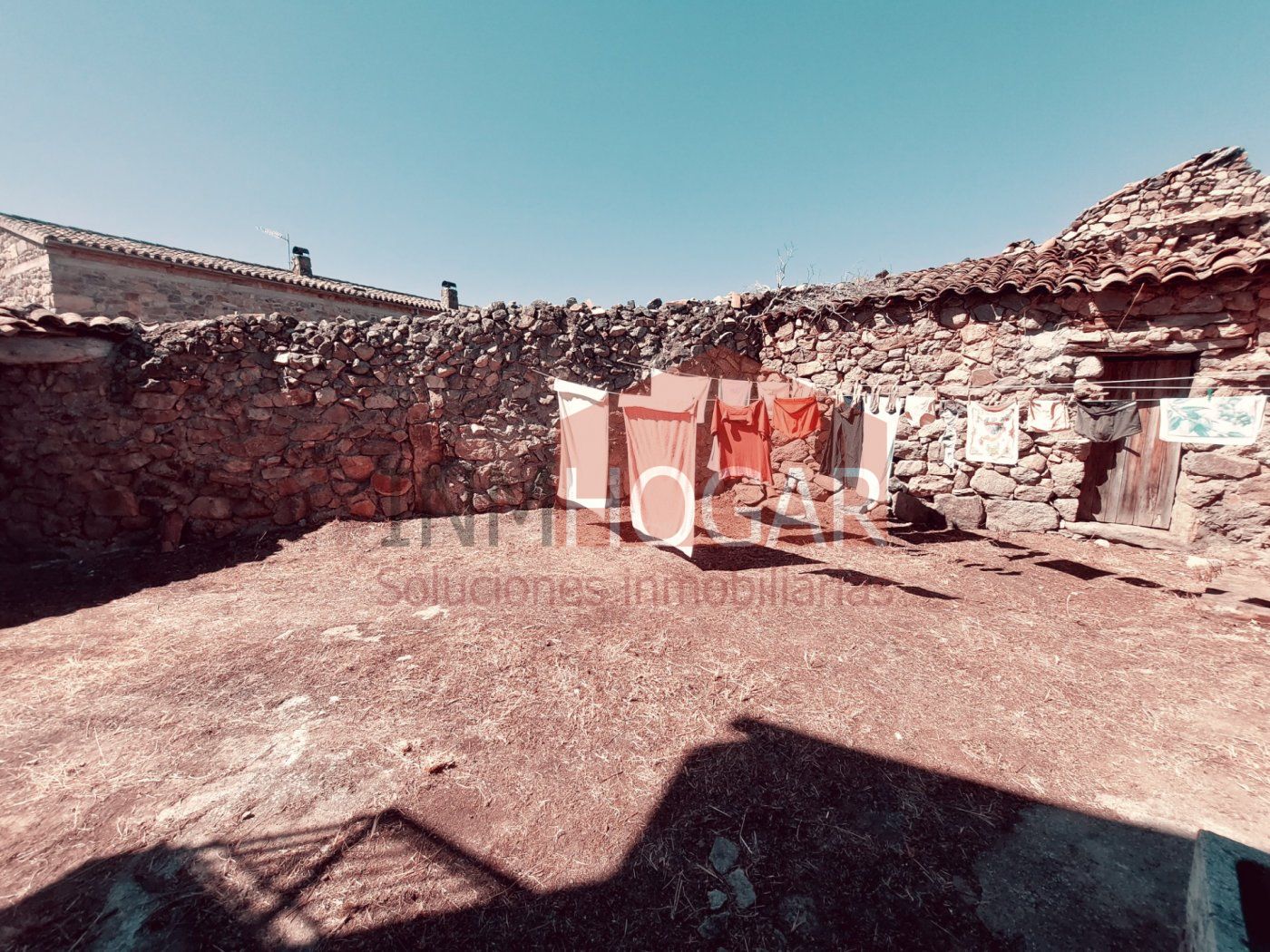 CASA CON TERRENO EN VENTA EN SANTA MARÍA DEL BERROCAL (ÁVILA - foto 4