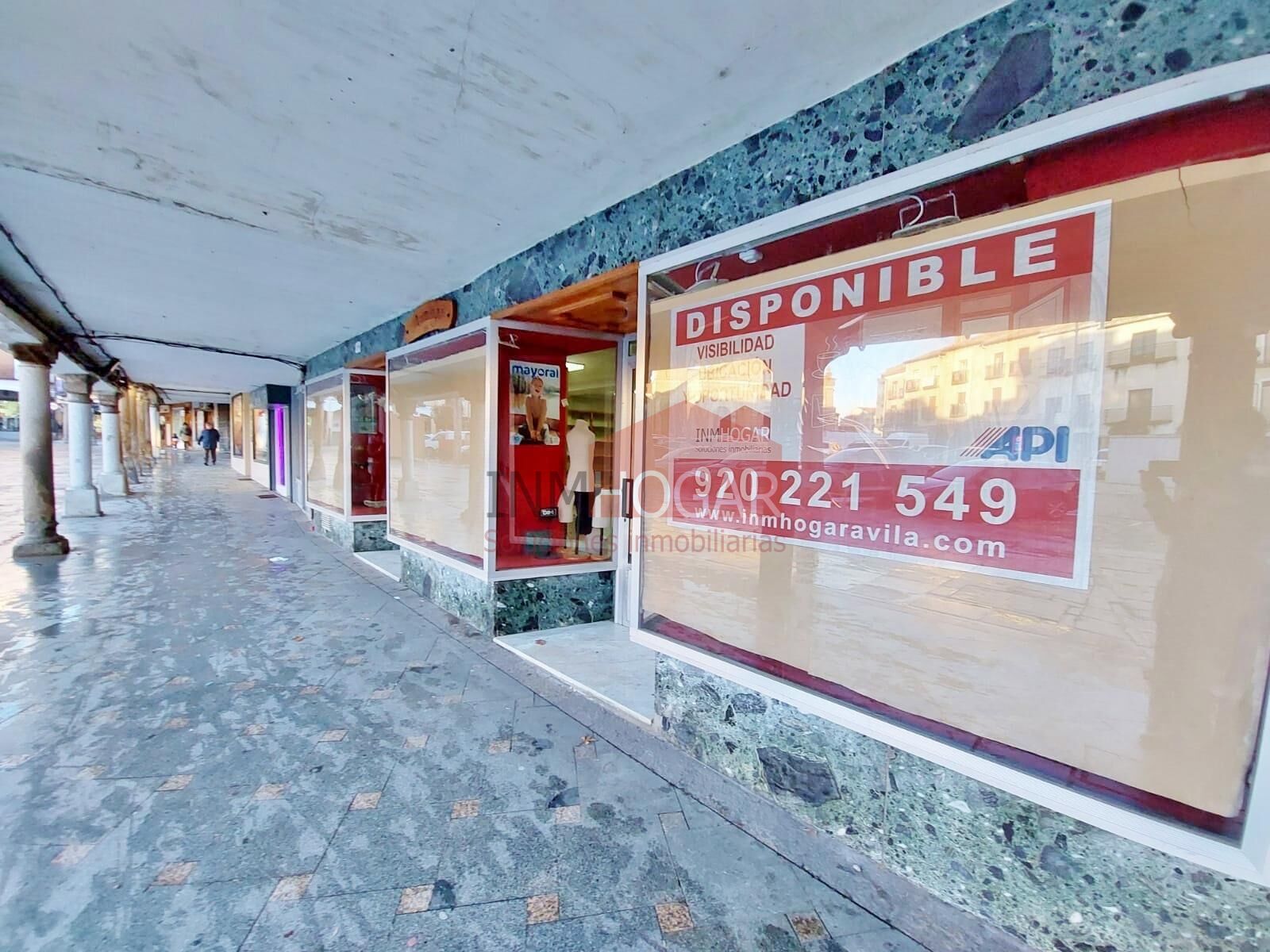 Amplio local comercial en la Plaza del Arrabal – Centro de Arévalo