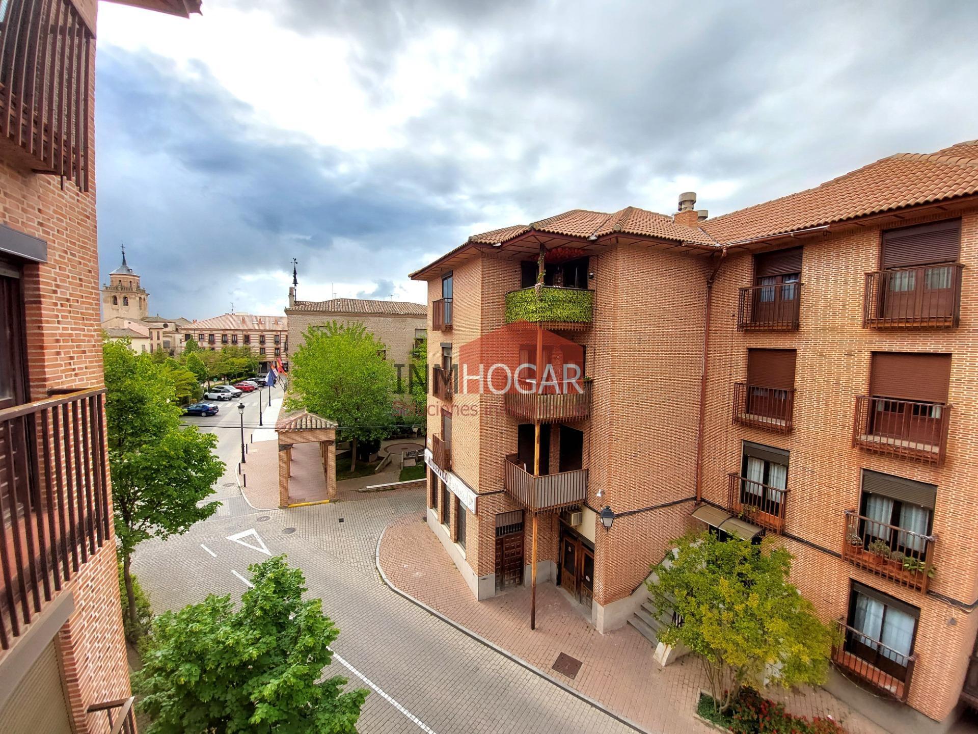 AMPLIA VIVIENDA EN EL CASCO HISTÓRICO