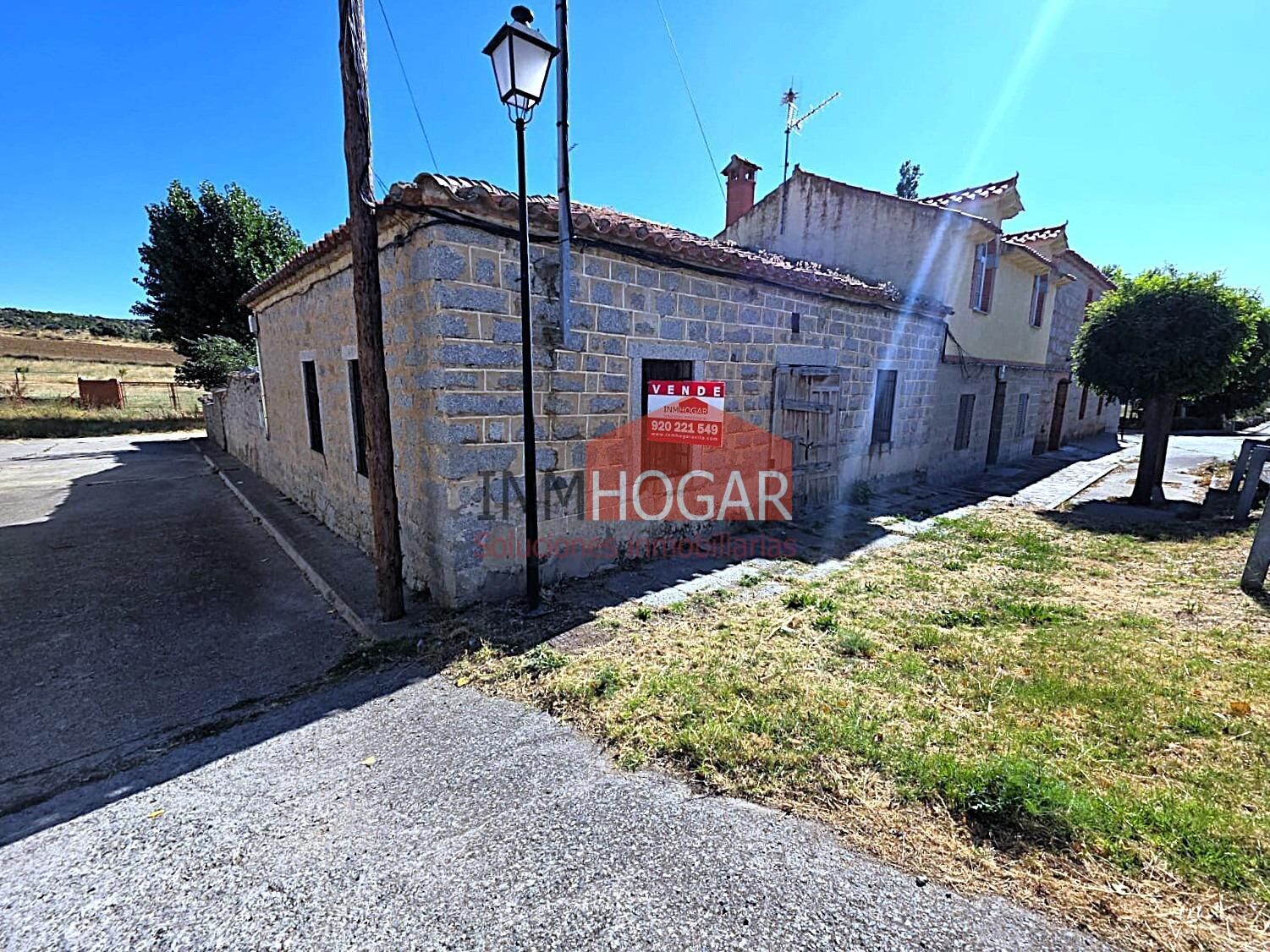Casa con gran potencial en Mingorría - foto 3