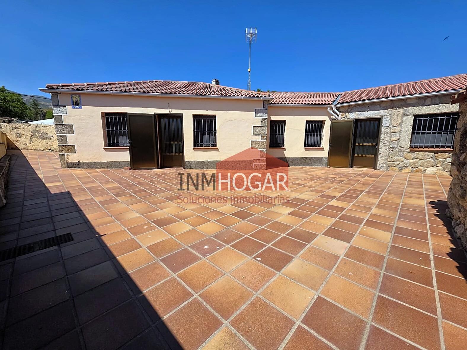 Vivienda a estrenar en Pradosegar con dos edificaciones inde - foto 2