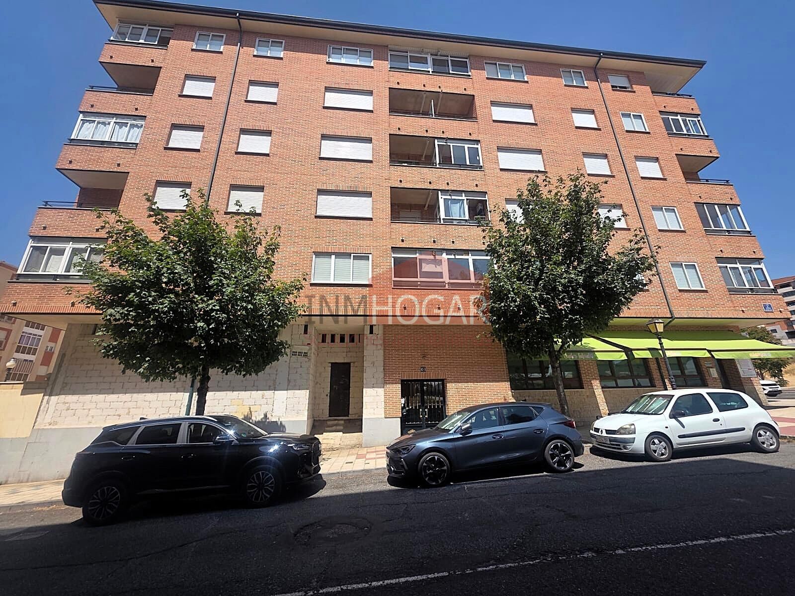 APARTAMENTO EN LA ZONA DE UNIVERSIDAD, ÁVILA - foto 2